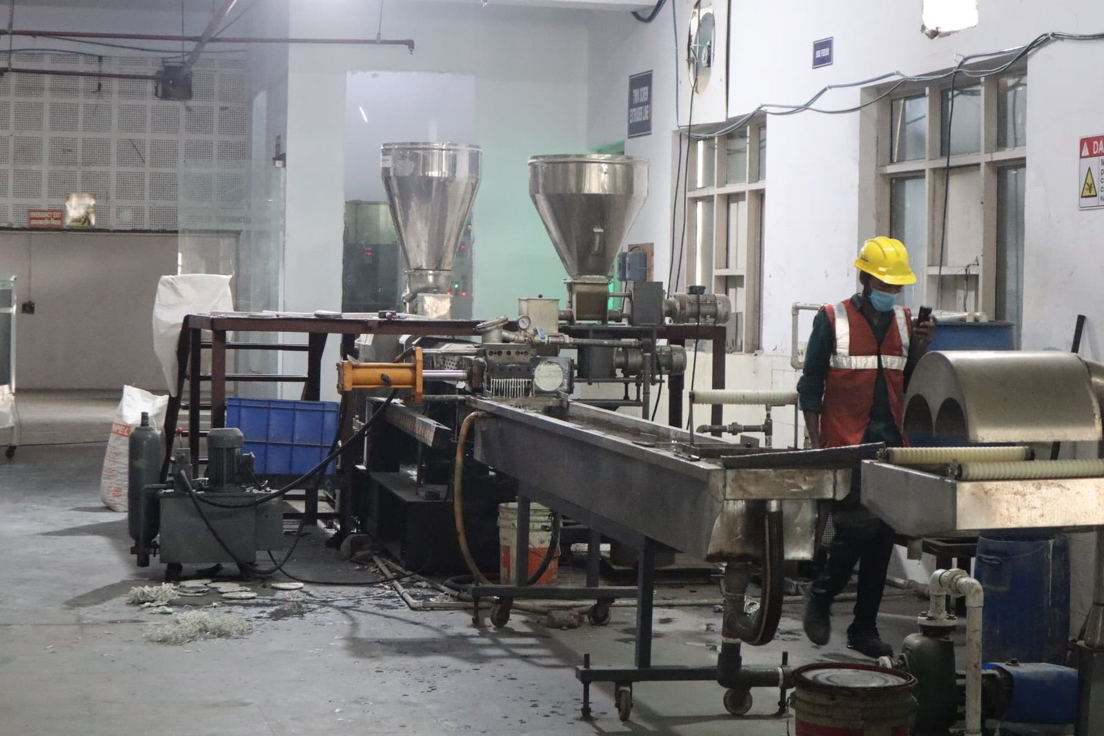 Deshwal plant operator at work